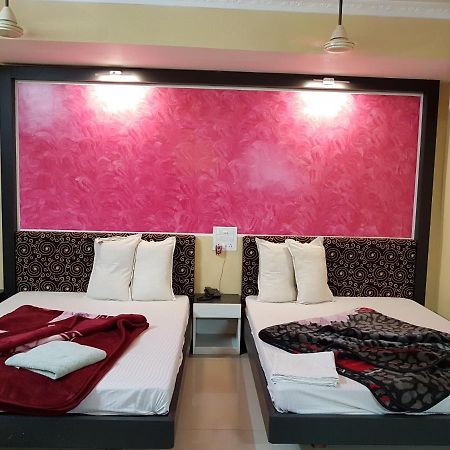 Swagatam International Otel Tarapith Dış mekan fotoğraf