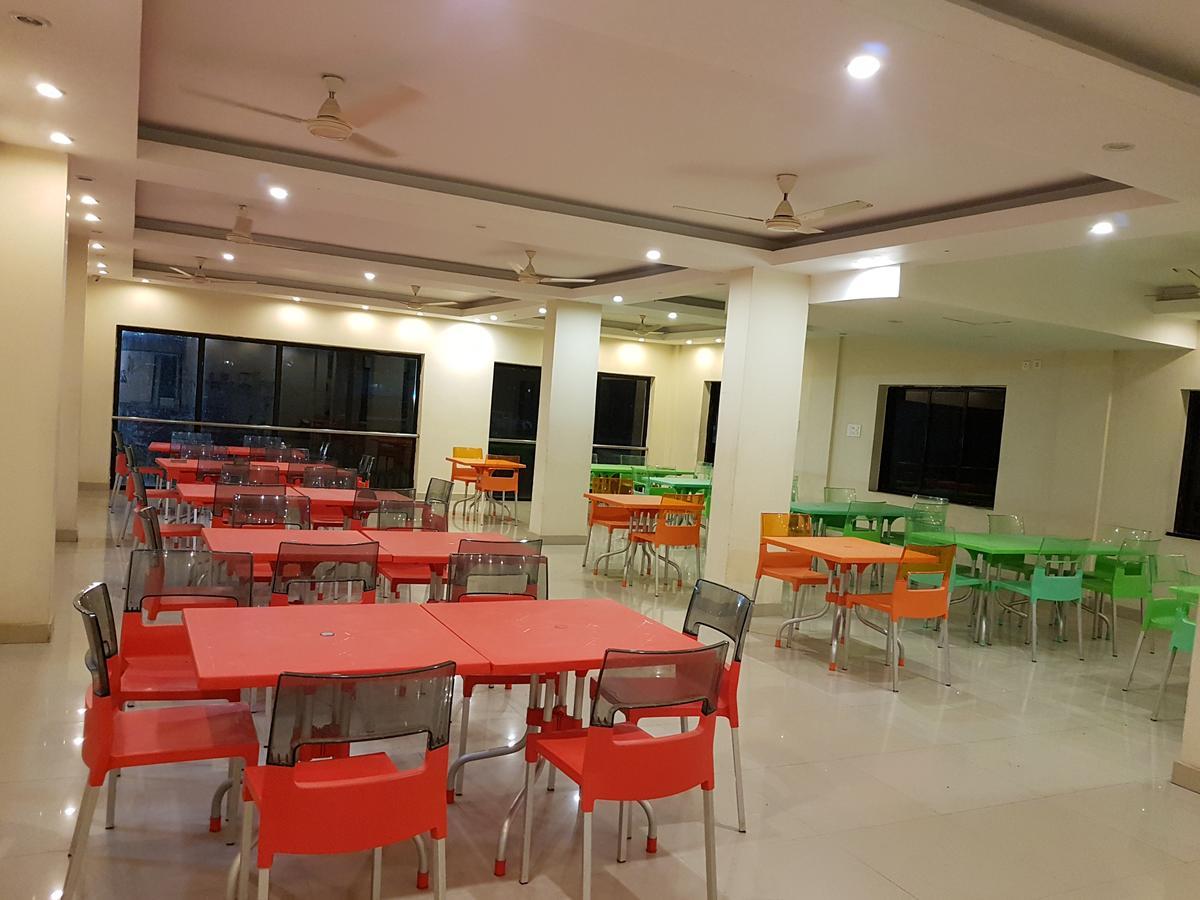Swagatam International Otel Tarapith Dış mekan fotoğraf