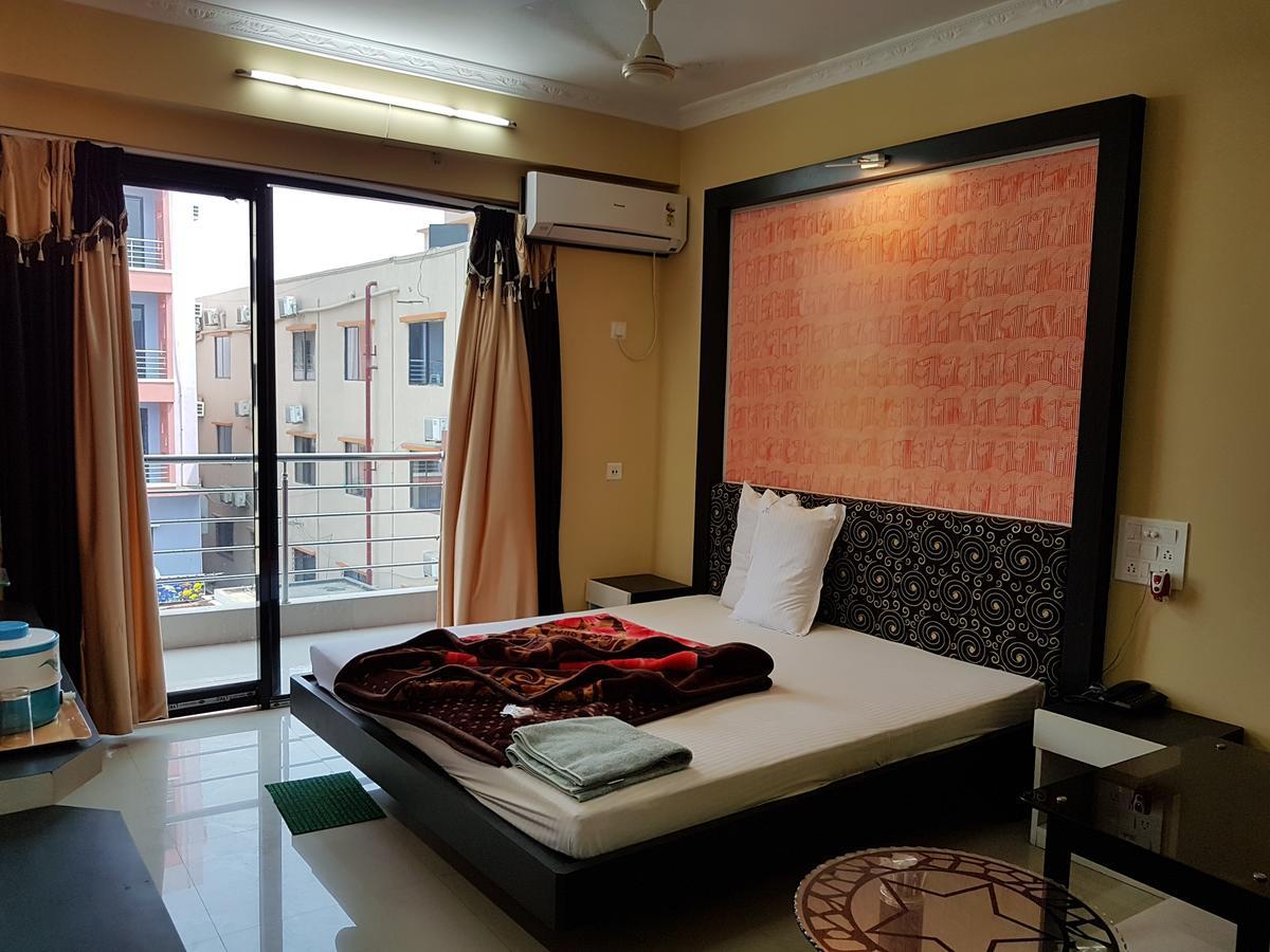 Swagatam International Otel Tarapith Dış mekan fotoğraf