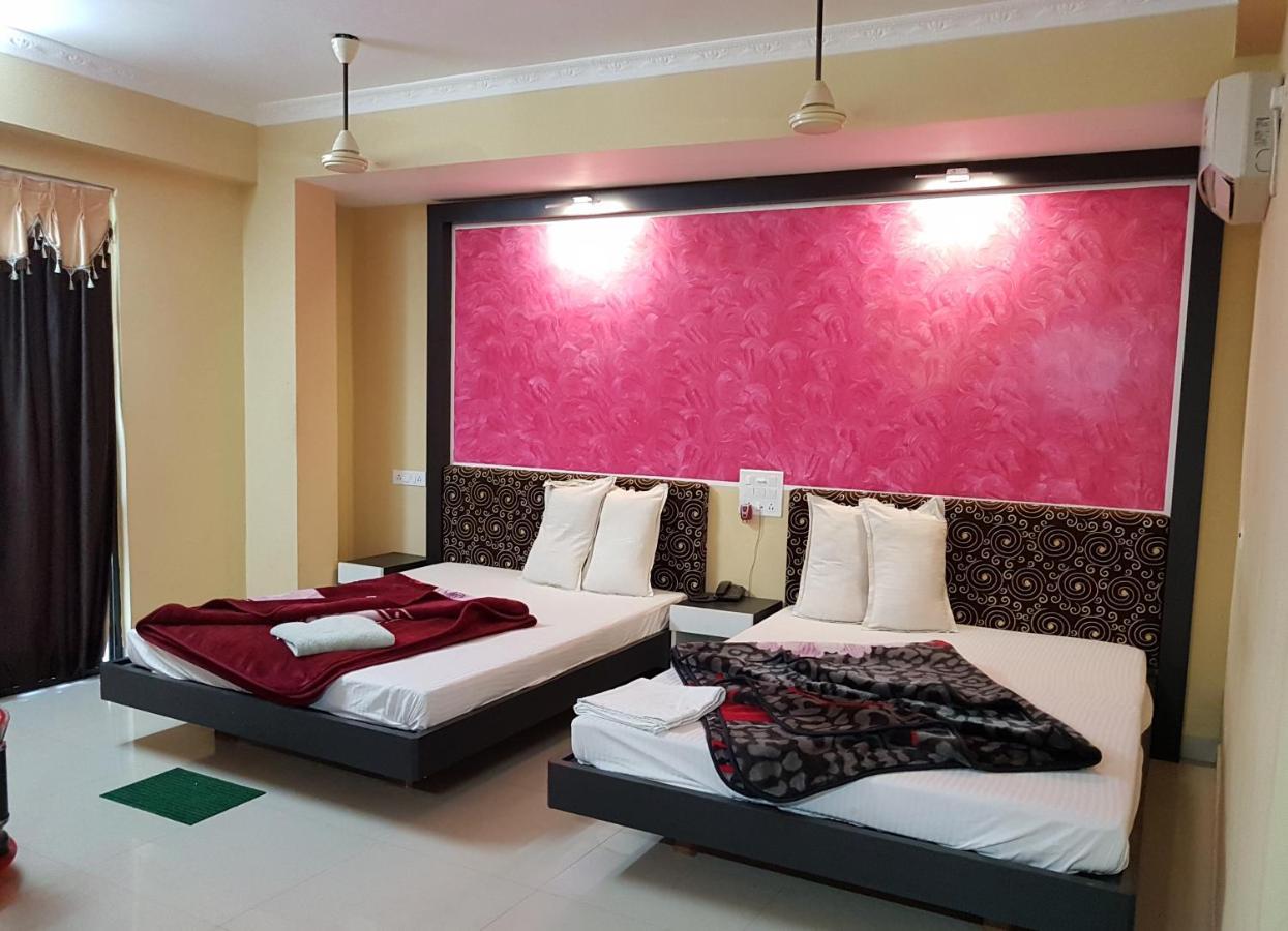 Swagatam International Otel Tarapith Dış mekan fotoğraf
